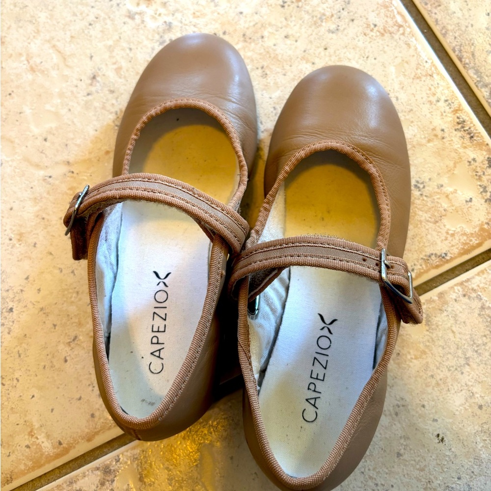Tap shoes for girls